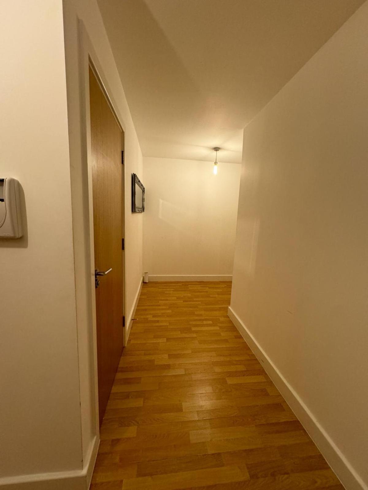 Spacious 2 Bedrooms Apartment In Stratford Londres Exterior foto